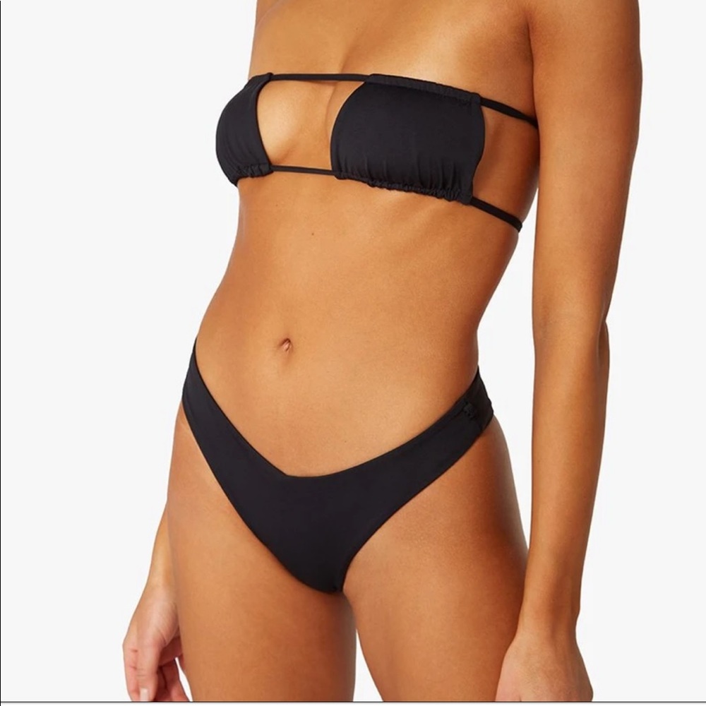 Weworewhat Delilah bikini bottom